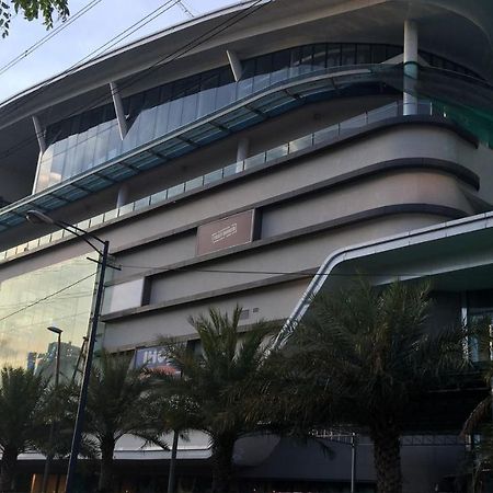 Zen Hostel Danlig St. Makati Makati City Екстериор снимка